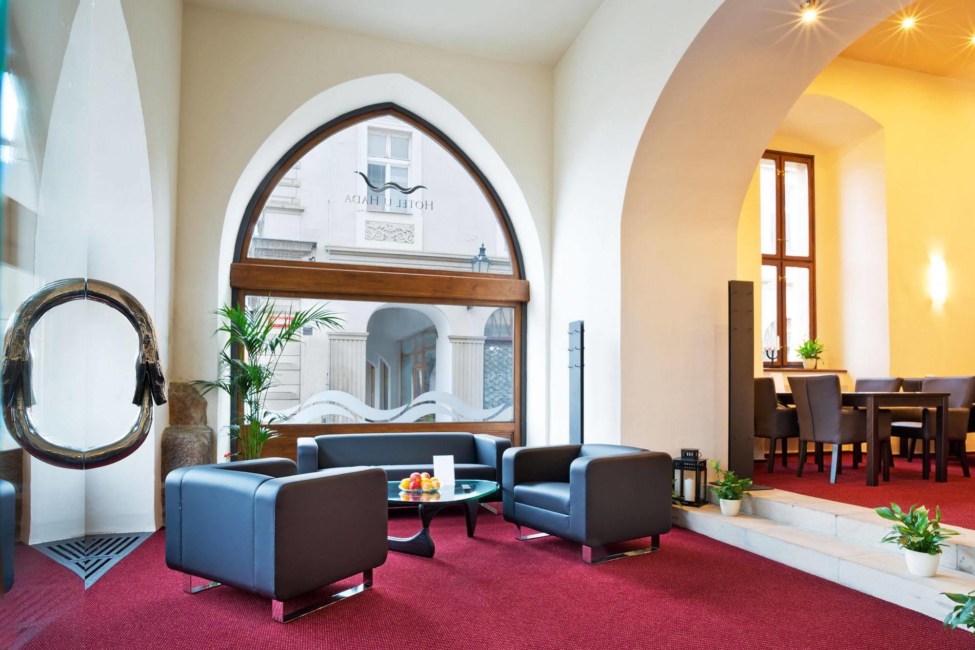Hotel U Hada Zatec Ngoại thất bức ảnh