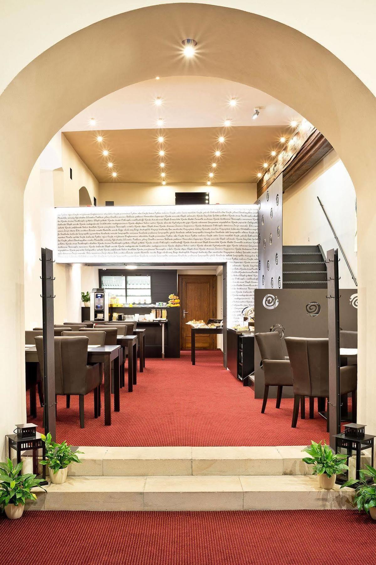 Hotel U Hada Zatec Ngoại thất bức ảnh